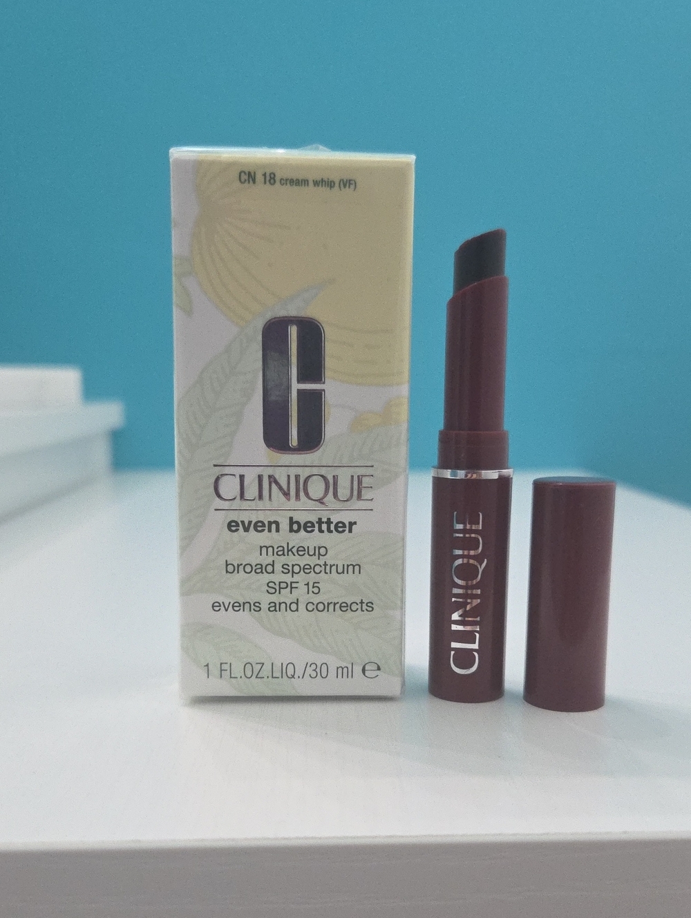 Clinique Even Better Makeup SPF 15 In CN 18 & Mini Black Honey Almost Lipstick